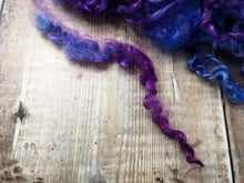 Load image into Gallery viewer, Hand Dyed Wensleydale Locks - Spinning Fibre